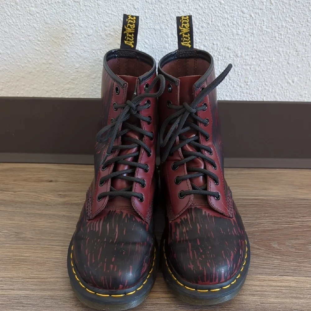 Dr. Martens 1460 SMOOTH LEATHER LACE UP BOOTS - Cherry Red Smooth - Size 7 - Picture 4 of 12